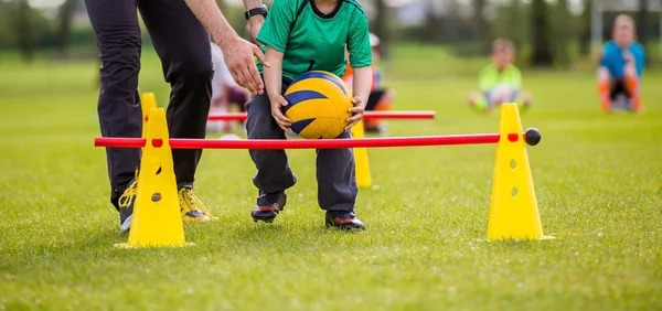 北青：国脚暂未收到新一期集训消息，11月国足热身赛没有进展