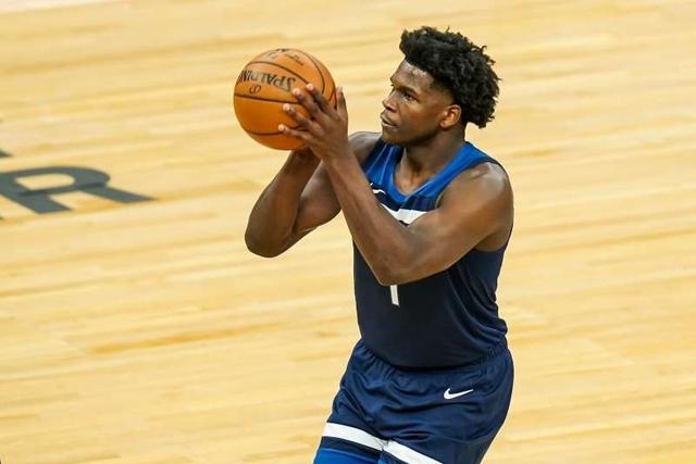 实则深深隐 实则深深隐