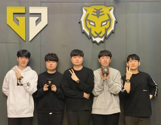 这使得赛季 这使得赛季